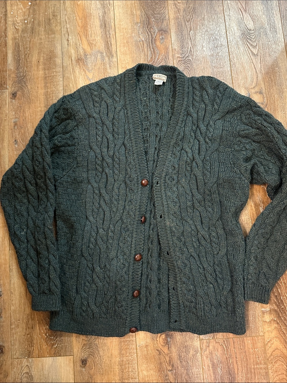 LL BEAN men’s XL green wool sweater cardigan cable knit Fisherman Vintage